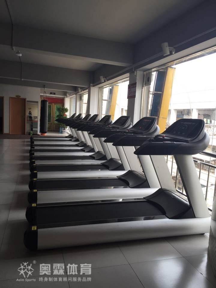 奥霖跑步机 \