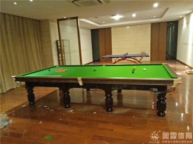 ˹ŵ��̨����